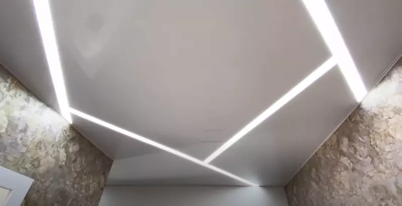 Киров, Ивана Попова, 26, фото 1